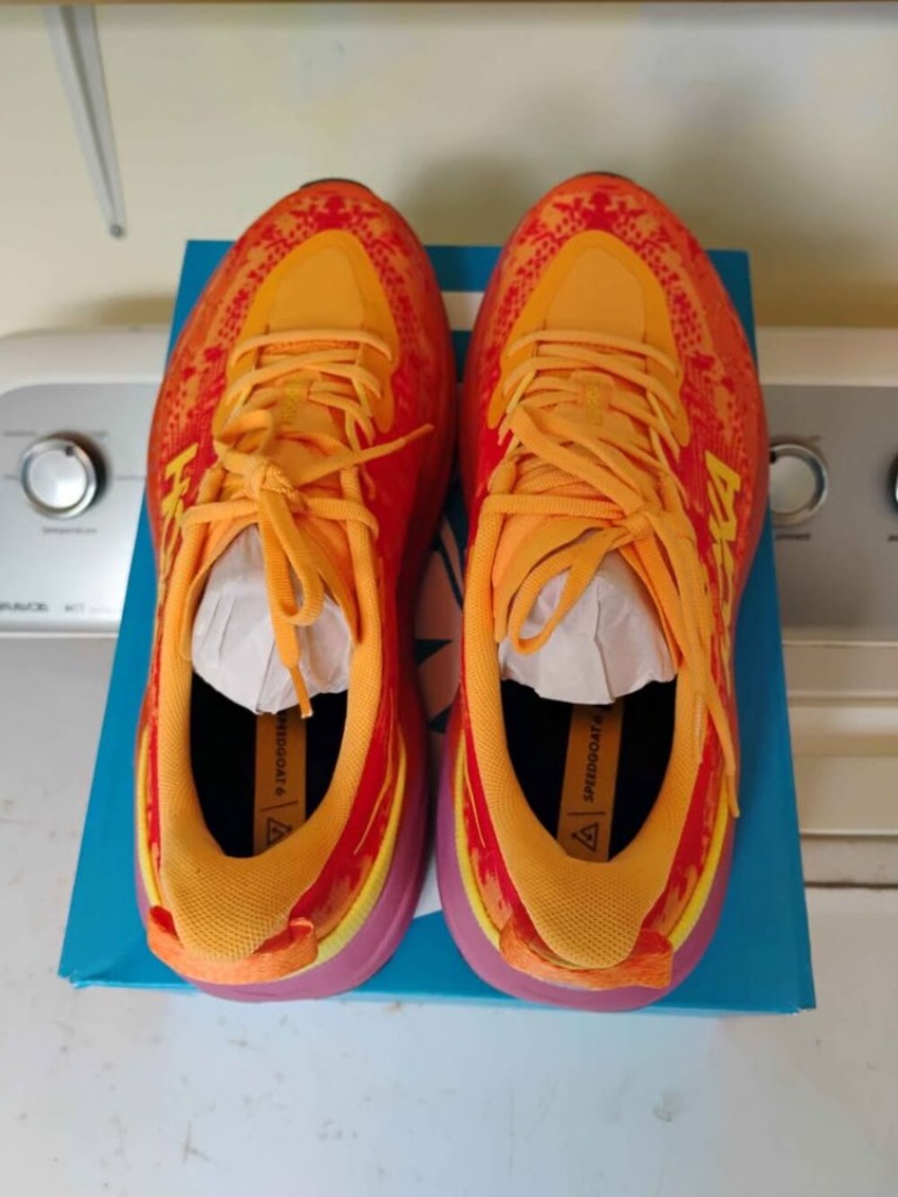 Hoka Speedgoat 6 11.5 Wide Men Trail running shoe - Picture 2 of 6